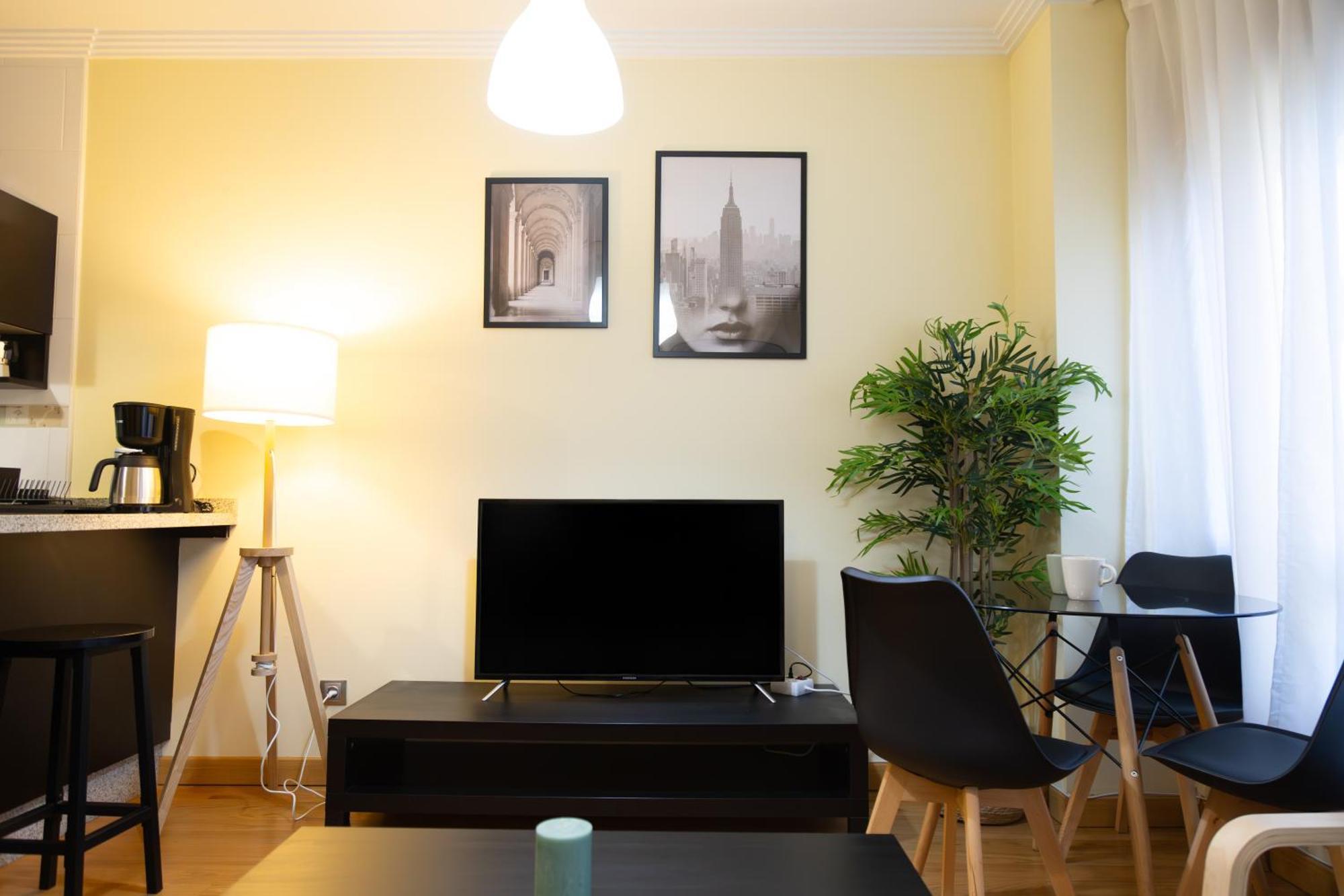 Apartamento Con Garaje, Centrico Y Luminoso Pontevedra Luaran gambar