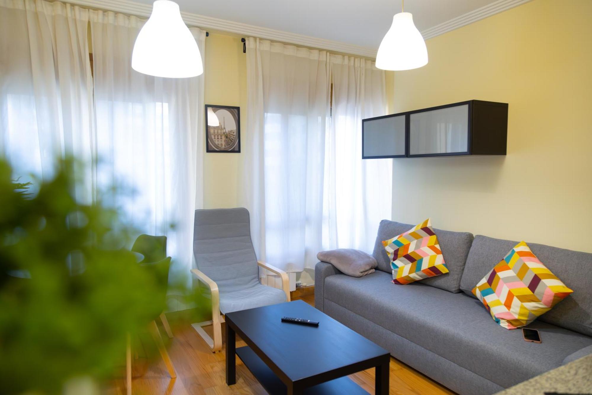 Apartamento Con Garaje, Centrico Y Luminoso Pontevedra Luaran gambar