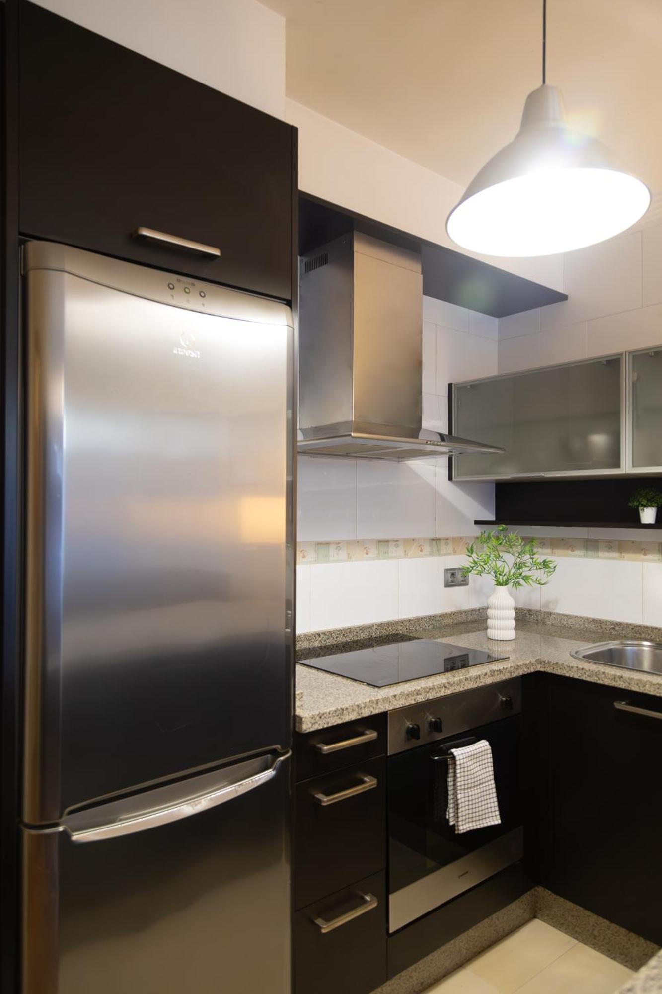 Apartamento Con Garaje, Centrico Y Luminoso Pontevedra Luaran gambar