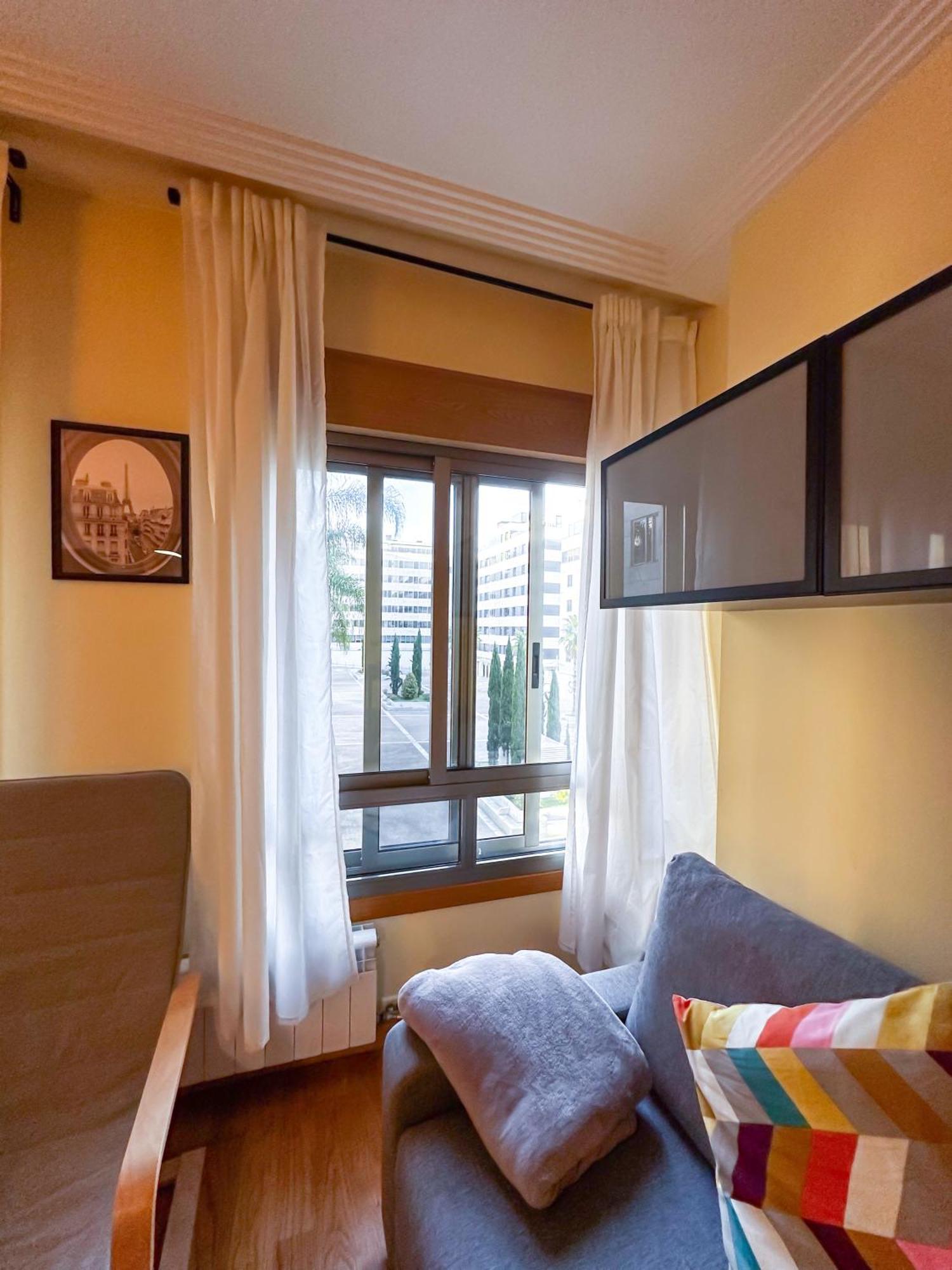 Apartamento Con Garaje, Centrico Y Luminoso Pontevedra Luaran gambar
