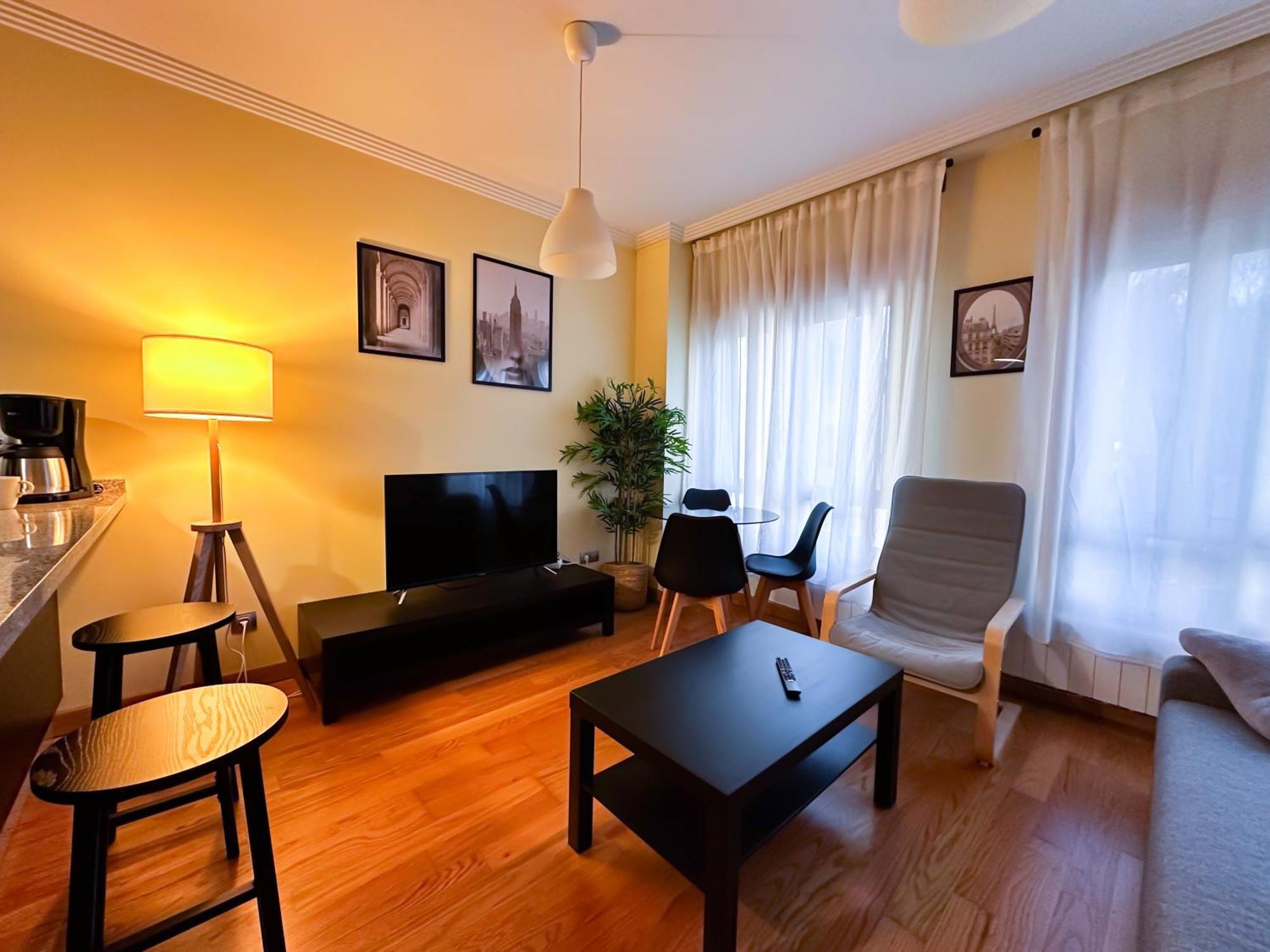 Apartamento Con Garaje, Centrico Y Luminoso Pontevedra Luaran gambar