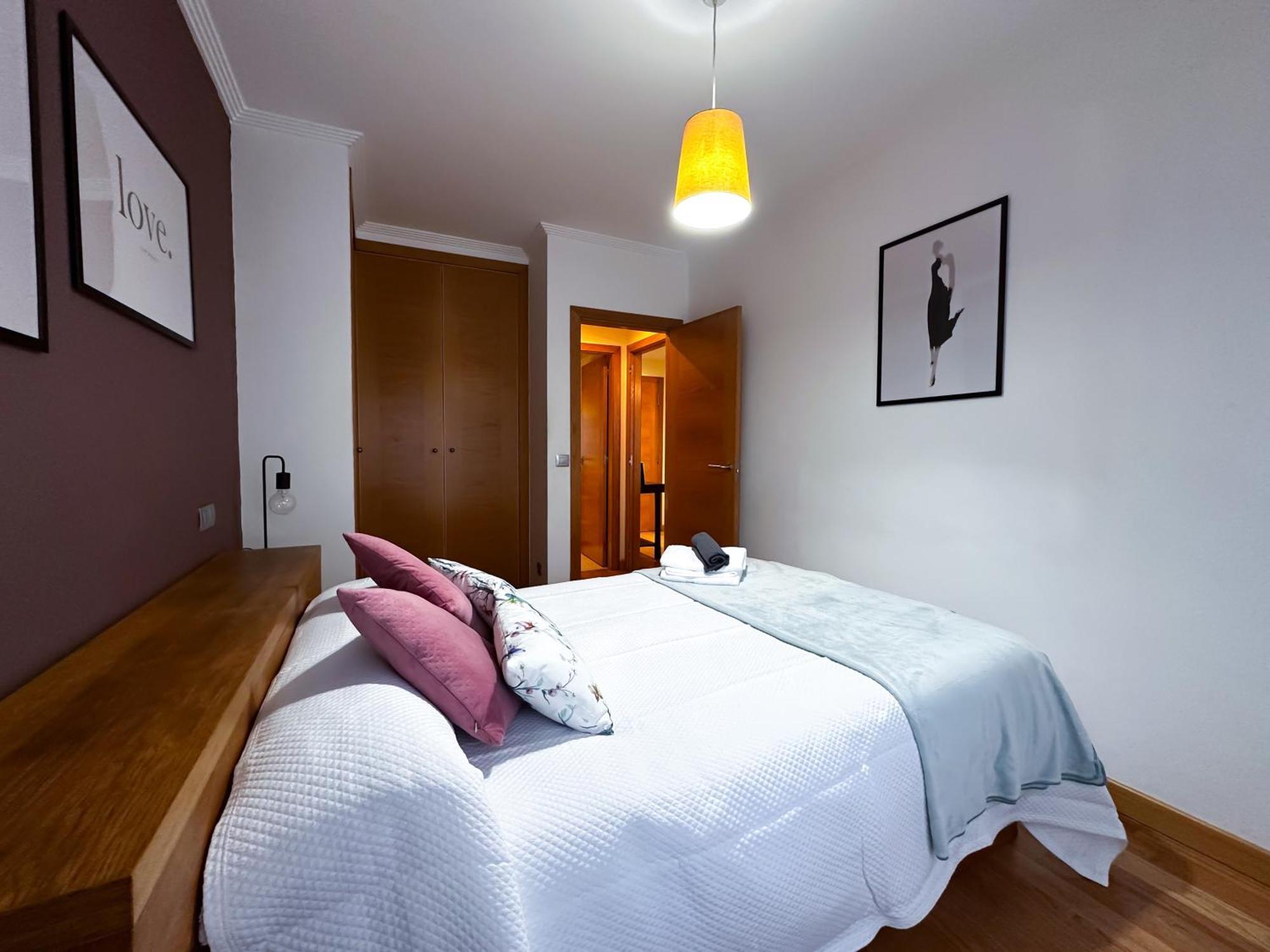 Apartamento Con Garaje, Centrico Y Luminoso Pontevedra Luaran gambar